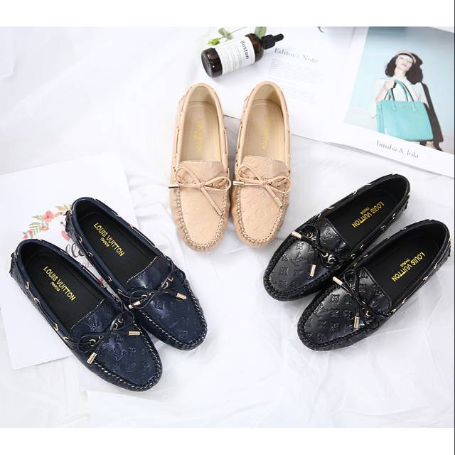 SEPATU LOUIS VUITTON IMPORT