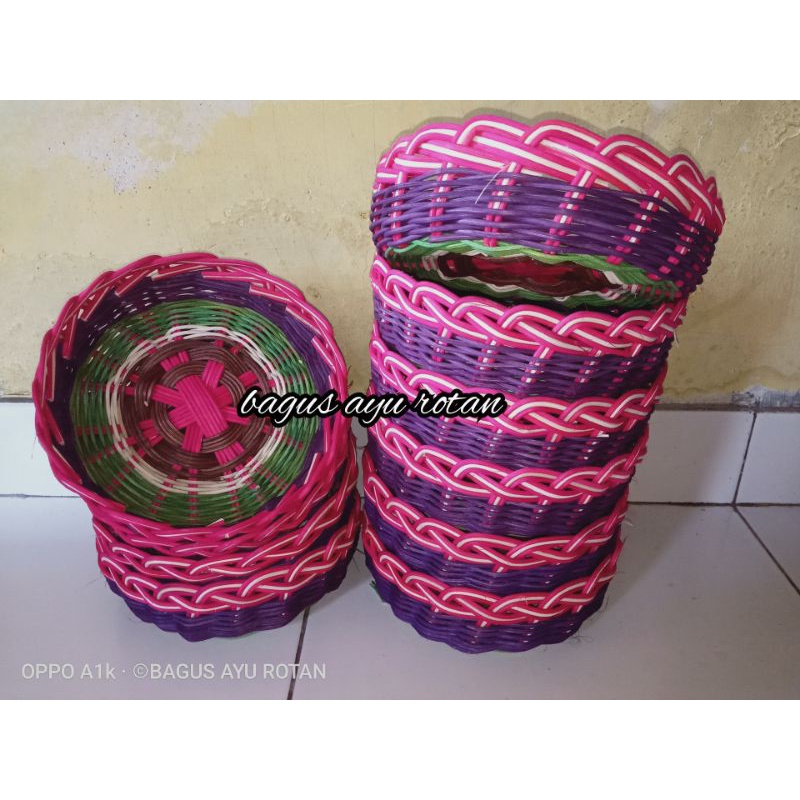 tamas/bokor rotan super uk. 20cm