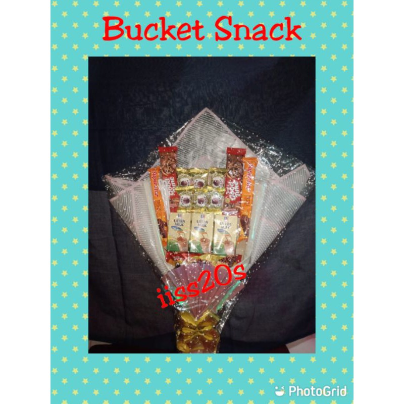 

Bucket Snack/Snack tart/Buket isi uang asli/Buket isi uang mainan,/kado /kado ultah/kado wusuda