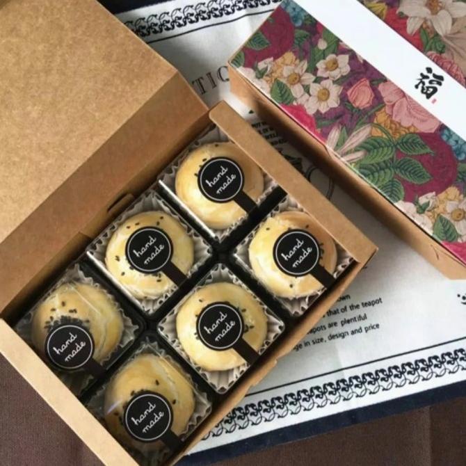 

STIKER STICKER LABEL KUE TOPLES PRODUK MAKANAN