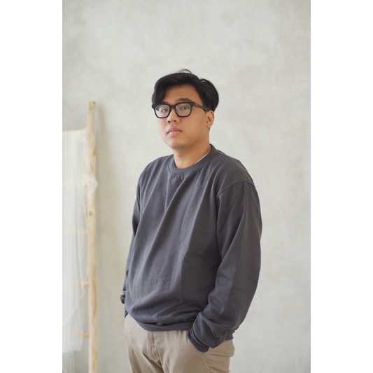 Basic Sweater Dark Grey