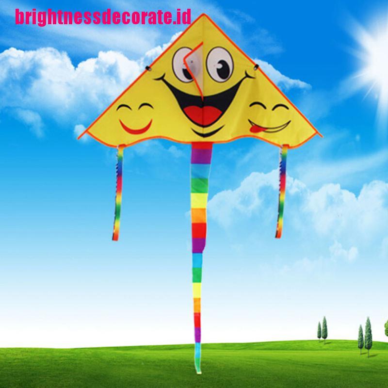 Brightid 1 Set Layang-Layang Motif Smiley Face Ukuran 80x45cm Dengan Tali 50m Untuk Outdoor