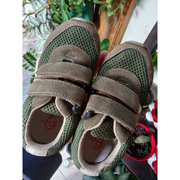 Preloved Kid Shoes Donatello