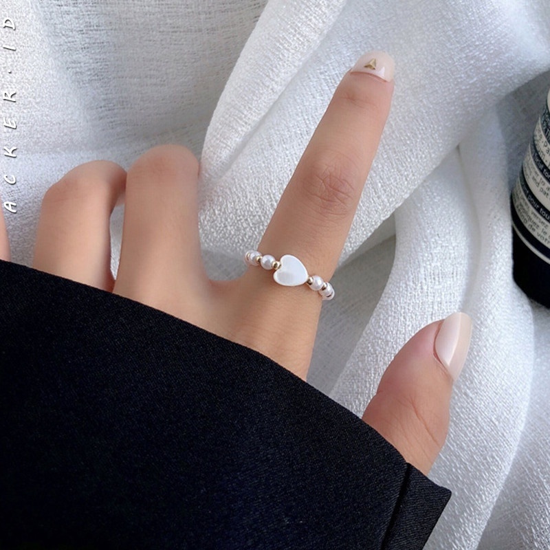 Cincin Tali Elastis Hias Manik-Manik Mutiara Bentuk Hati Warna Emas Untuk Wanita