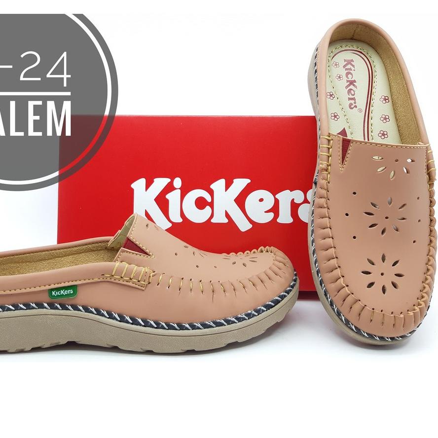 ➲ Sepatu Sandal Fashion Slop Wanita Kickers Kode S-24 ➼