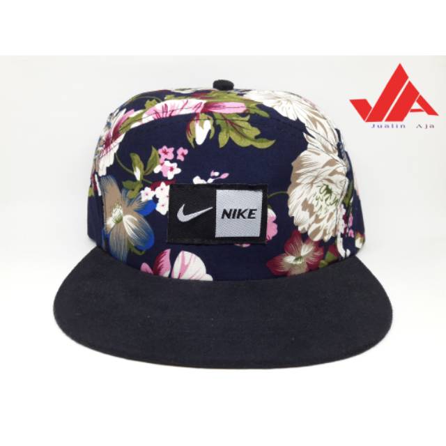 nike floral snapback