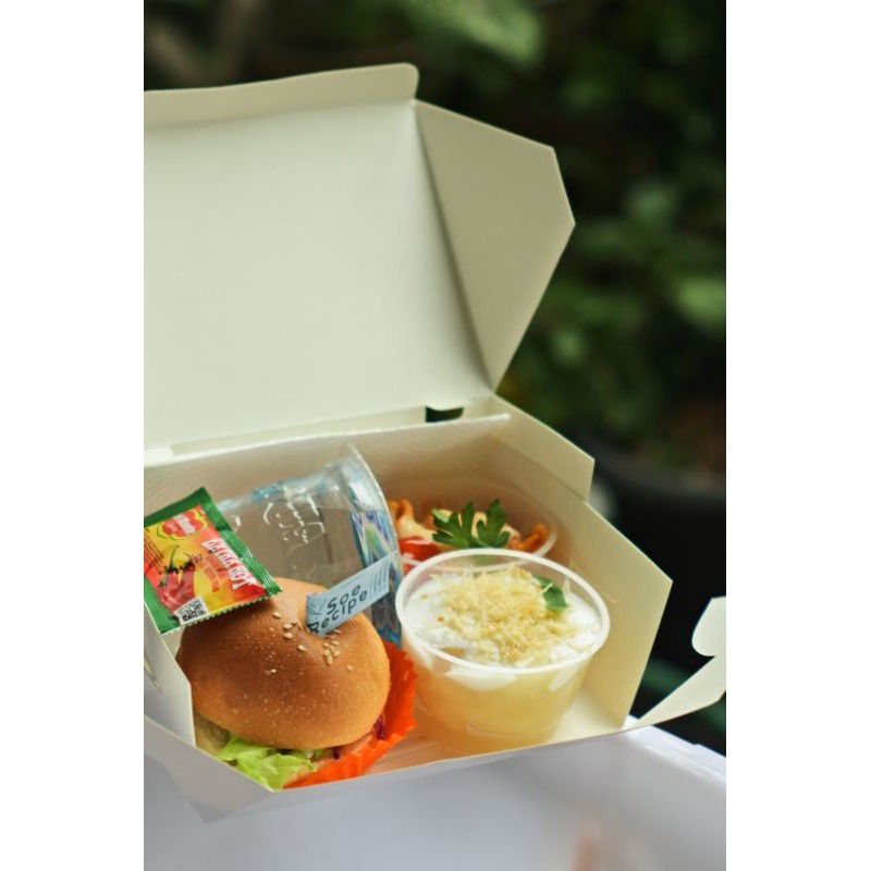 

Snack Box: Singkong Thailand, Fusilli, Burger Mini