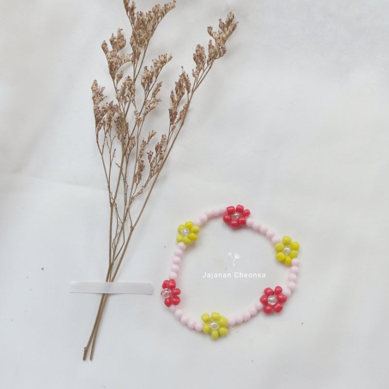 Chungha Beads Bracelet - Flower Beads Bracelet Gelang Manik