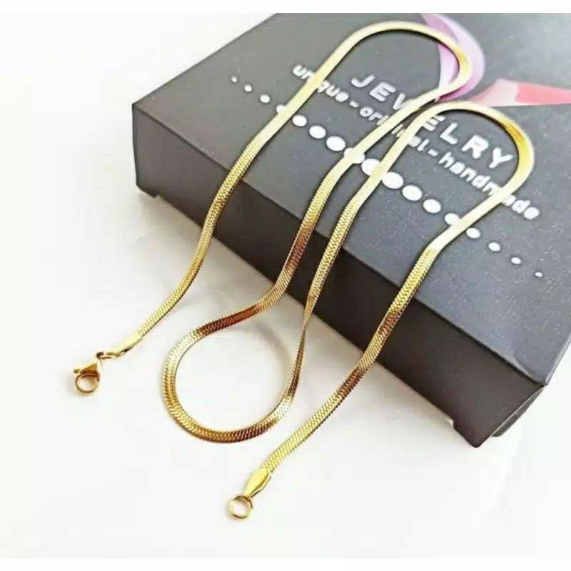 kalung titanium model belut pipih kalung titanium pria kalung pria anti karat kalung titanium asli