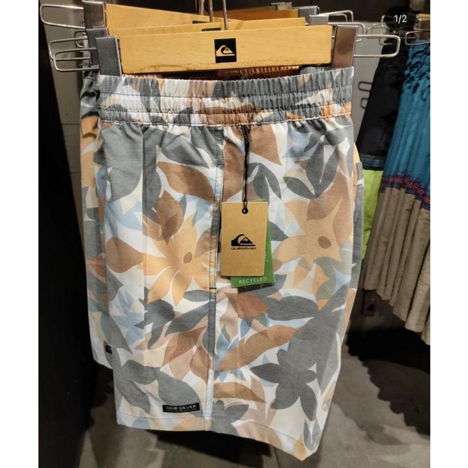 celana pendek Quicksilver original n235