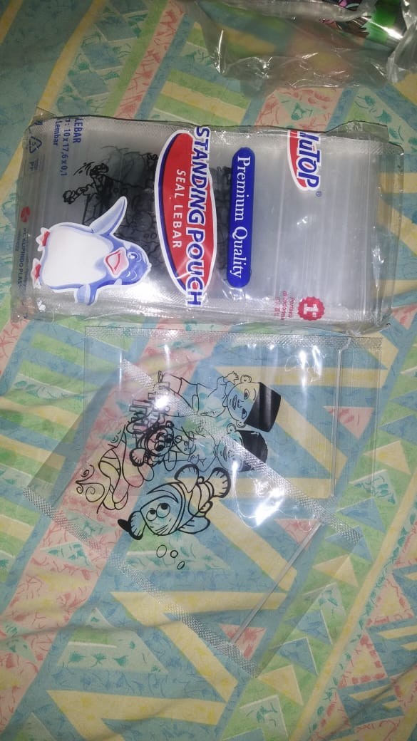 Standing Pouch 10x17 Berkarakter