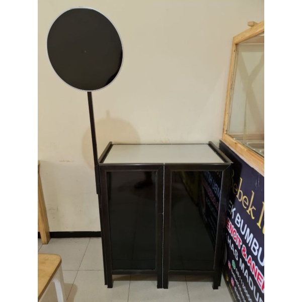 PRELOVED - Booth Aluminium Portable 70x50x88