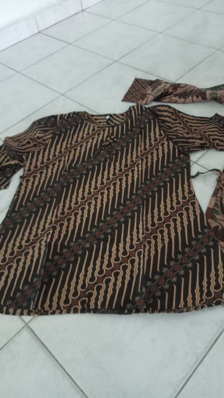 Atasan Batik Dolby Dolbi Dobby Doby Tenun Sutra Tulis Halus Katun Atbm Baron ,sarombit Atasan