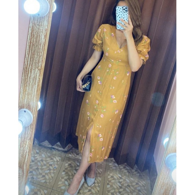 dress kuning