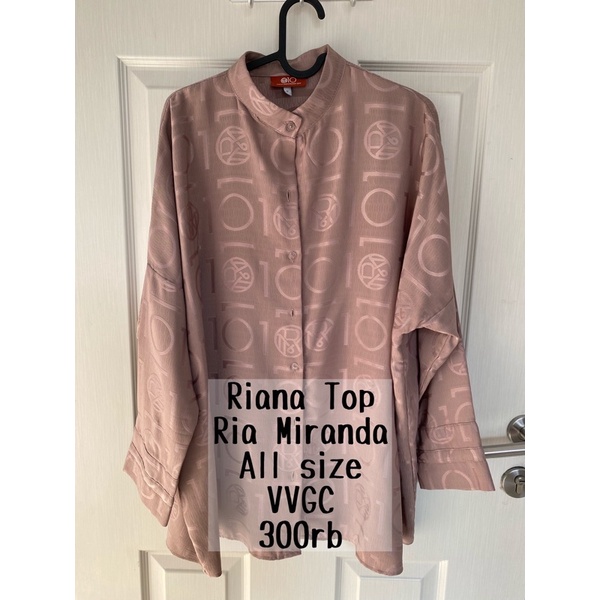 Riana Top Ria Miranda