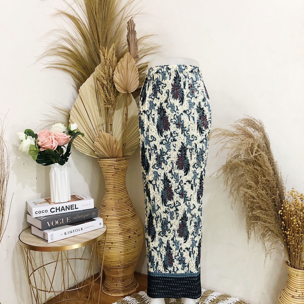 ROK BATIK PLISKET-Azalea BW