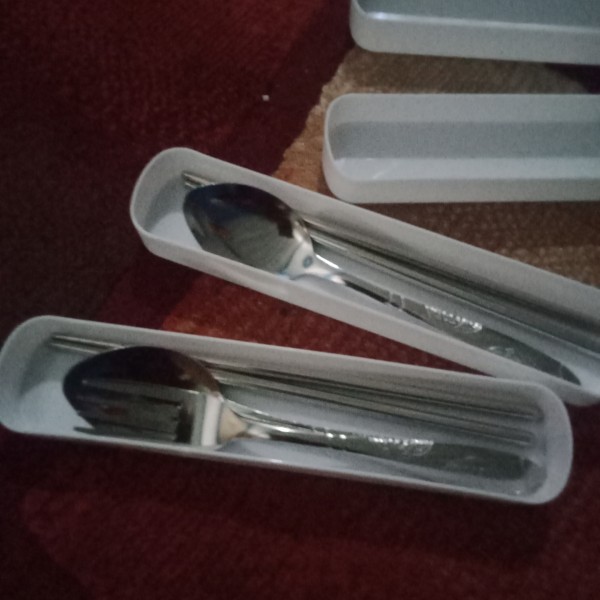 [ORI] Set Alat Makan Stainless Steel Box Travel Praktis |  Sendok Garpu Sumpit 100264 - Merah Muda