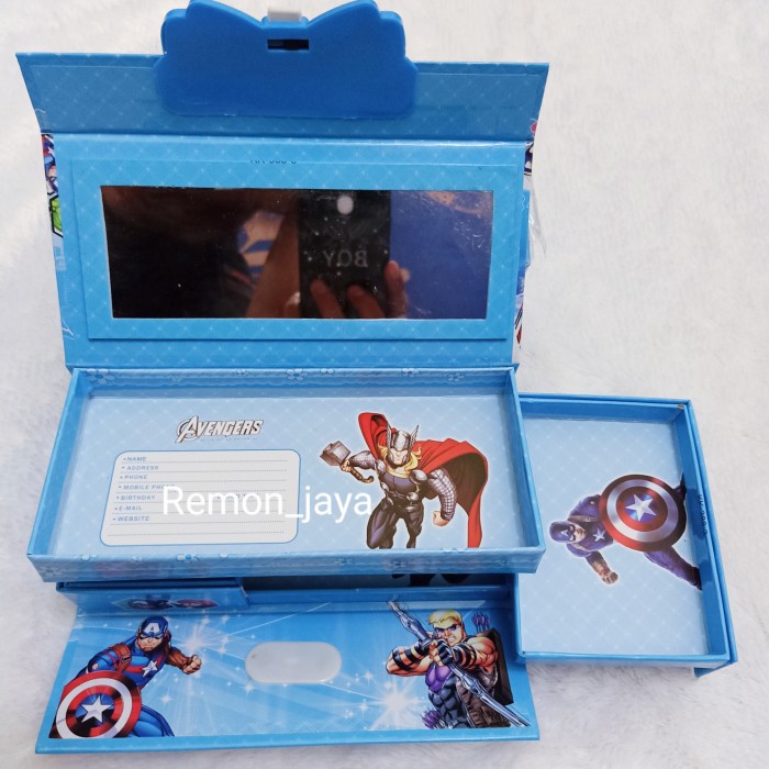 

Spesial Kotak Pensil Kode /Tempat Pensil 3D Gambar Avanger Hemat