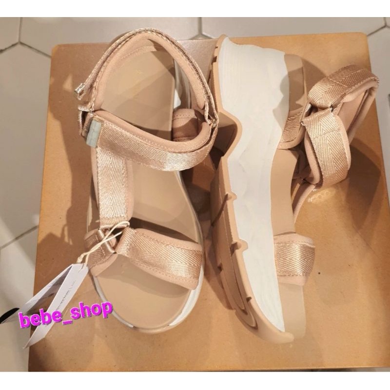 Stradivarius Sepatu Sandal Gold