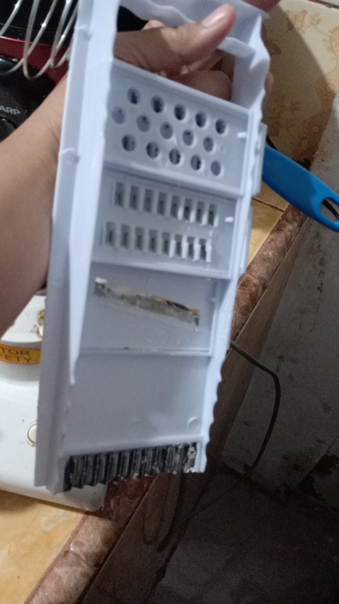 Parutan Sayur Serbaguna 4in1 / Vegetable Cutter Multifungsi