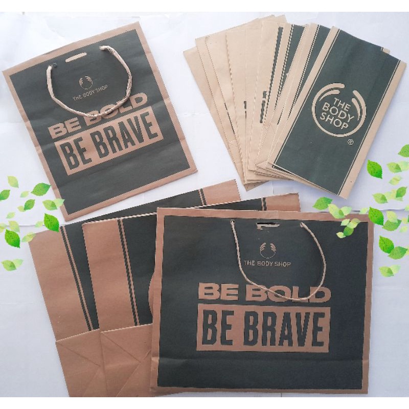 

The body shop paper bag (motif random)