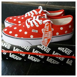 SEPATU VANS AUTHENTIC GRADE ORI MOTIF POLKADOT MERAH PUTIH