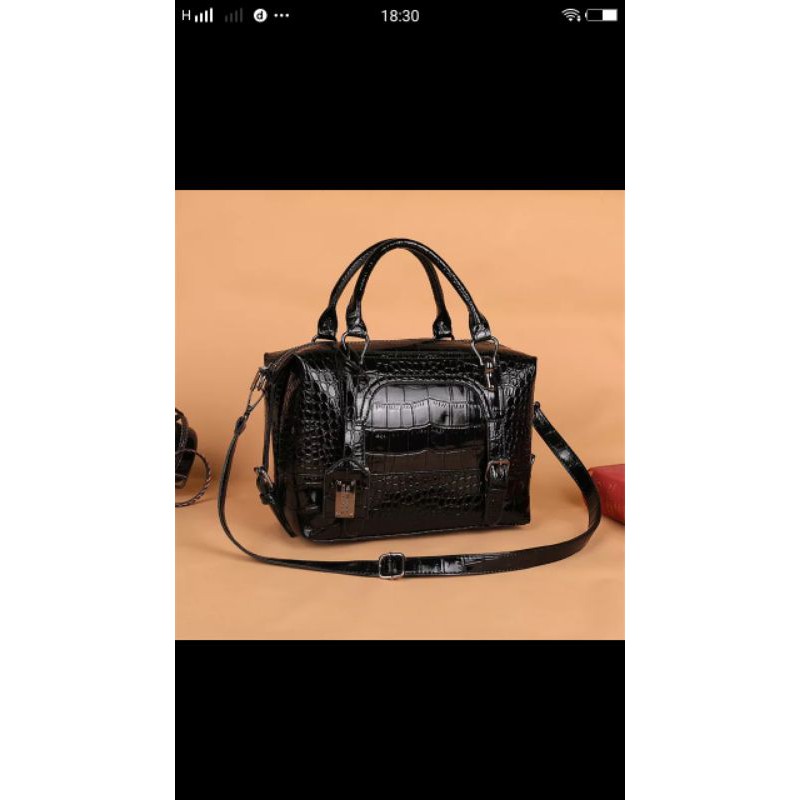 TAS TANGAN JINJING WANITA EMORY JOENNA SELEMPANG IMPORT MURAH