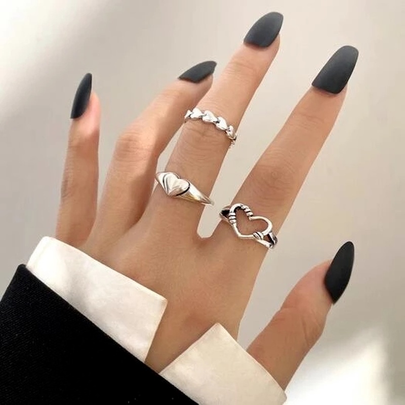 3pcs / Set Cincin Jari Bentuk Hati Bahan Logam Gaya Vintage Punk Untuk Wanita