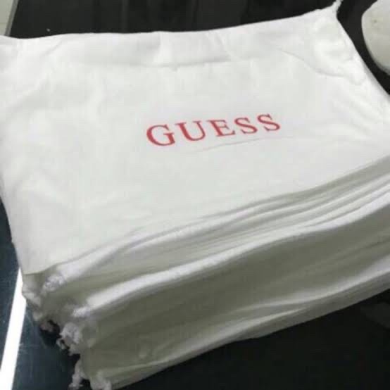 

BAYAR DITEMPAT Dustbag dan paperbag guess - Paperbag