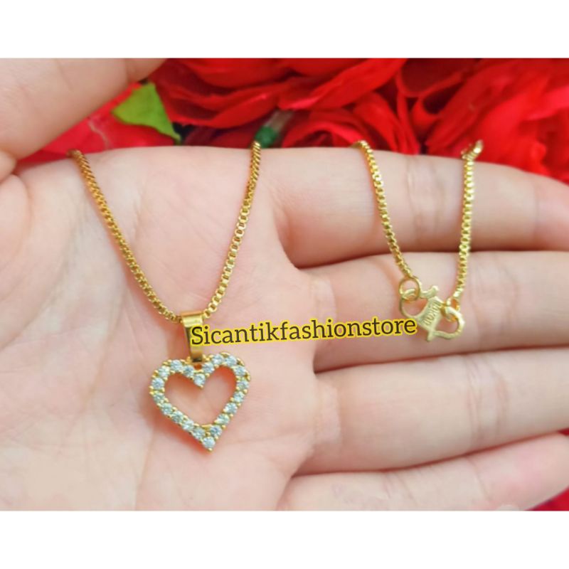 Kalung Titanium Liontin Love Full Permata Fashion Wanita Terlaris Anti Karat Liontin Gold Elegan