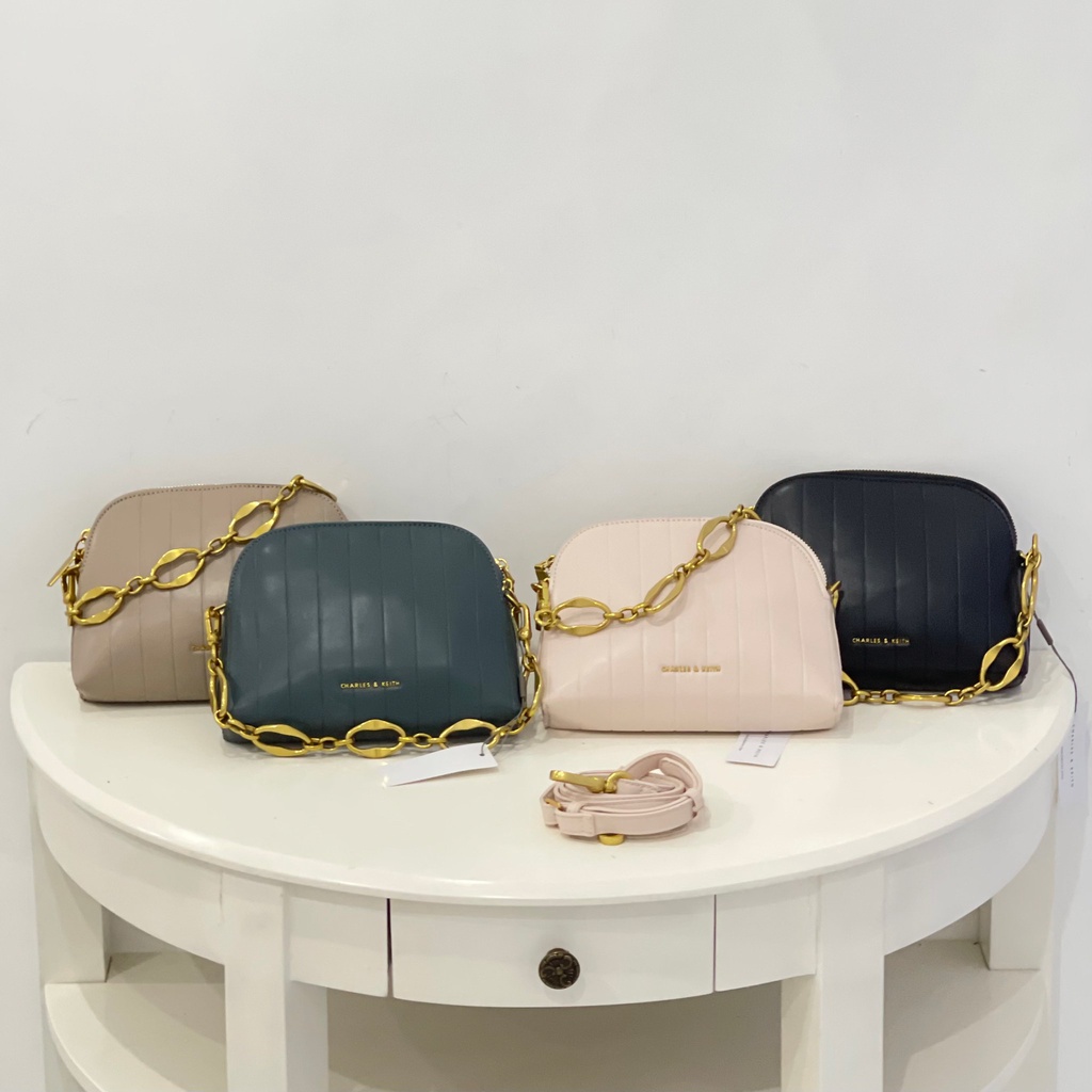 C HANDBAG TAS SELEMPANG CHAIN HANDLE PANELLED CROSSBODY BAG 011006