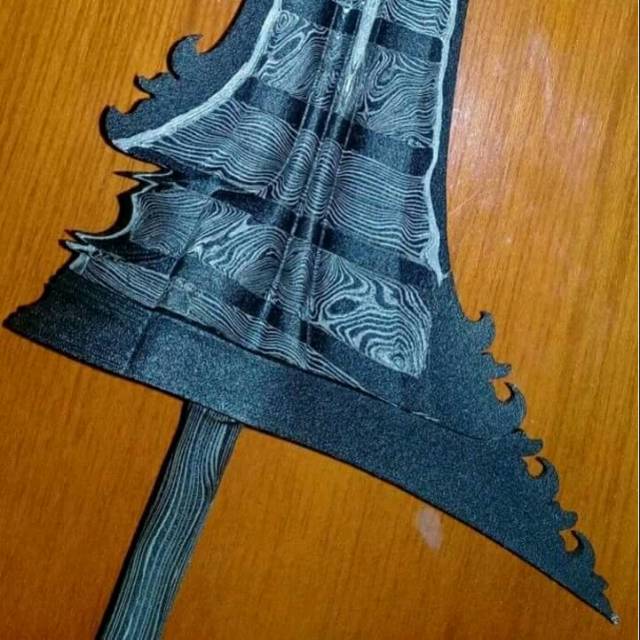 KERIS KAMARDIAKAN LURUS BALI