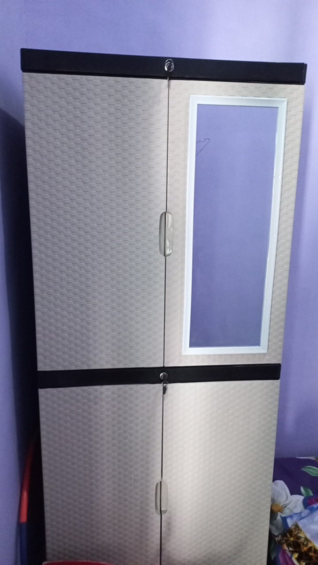 Lemari Pakaian Jumbo Diva Plus Kaca Sap & Gantung