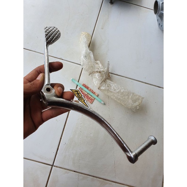 original baru pedal operan gigi perseneleng presneleng kawasaki c2ss c2tr