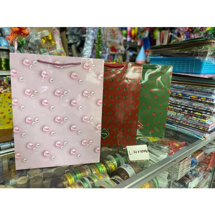 

NEW Paper Bag Besar 32 x 13,5 x 42 cm / Paper Bag Kado / Kantong Kado