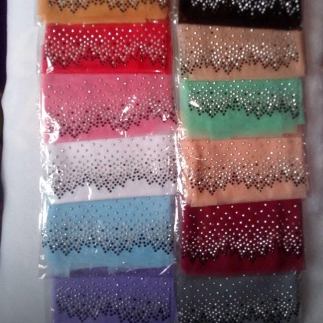 Inner pengantin, dalaman hijab pesta