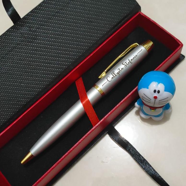 

➺qa Harga Termurah Pulpen Custom HS-222 Model Parker | Free Laser Grafir Nama | Pulpen Metal Pen Parker TW Promosi | Pena Ballpoint tinta hitam | Pen Metal Model Putar Z34 ➺