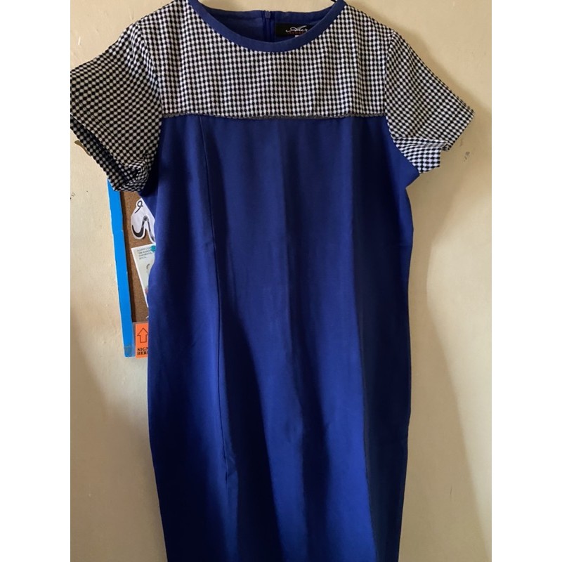 

Preloved Dres biru kotak kotak Uk M