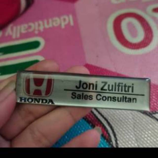 

Nametag Papan Nama dada magnet