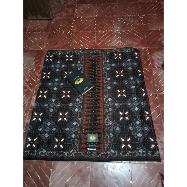 SARUNG KALONGGUH SARUNG JUMBO