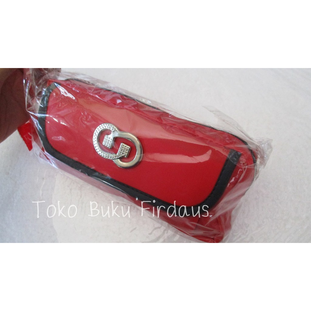 

Tempat Pensil Kasual