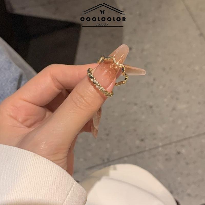 COD❤️2 PCS/SET Cahaya Mewah Wanita High-end Super Indah Bergaris Gelombang Cincin Pembukaan Temperamen Fashion Ring Jewelry Perhiasan Aksesoris Hadiah Ulang Tahun