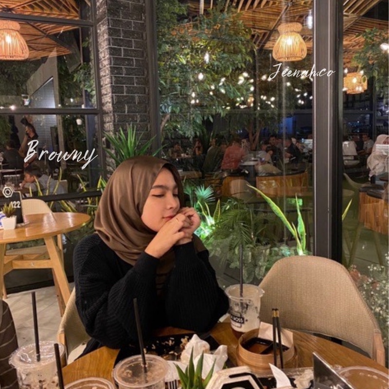 Pashmina Premium Satin Silk Malaysia Textured Crinkle (JAHIT TEPI KECIL SUPER RAPI)-Browny