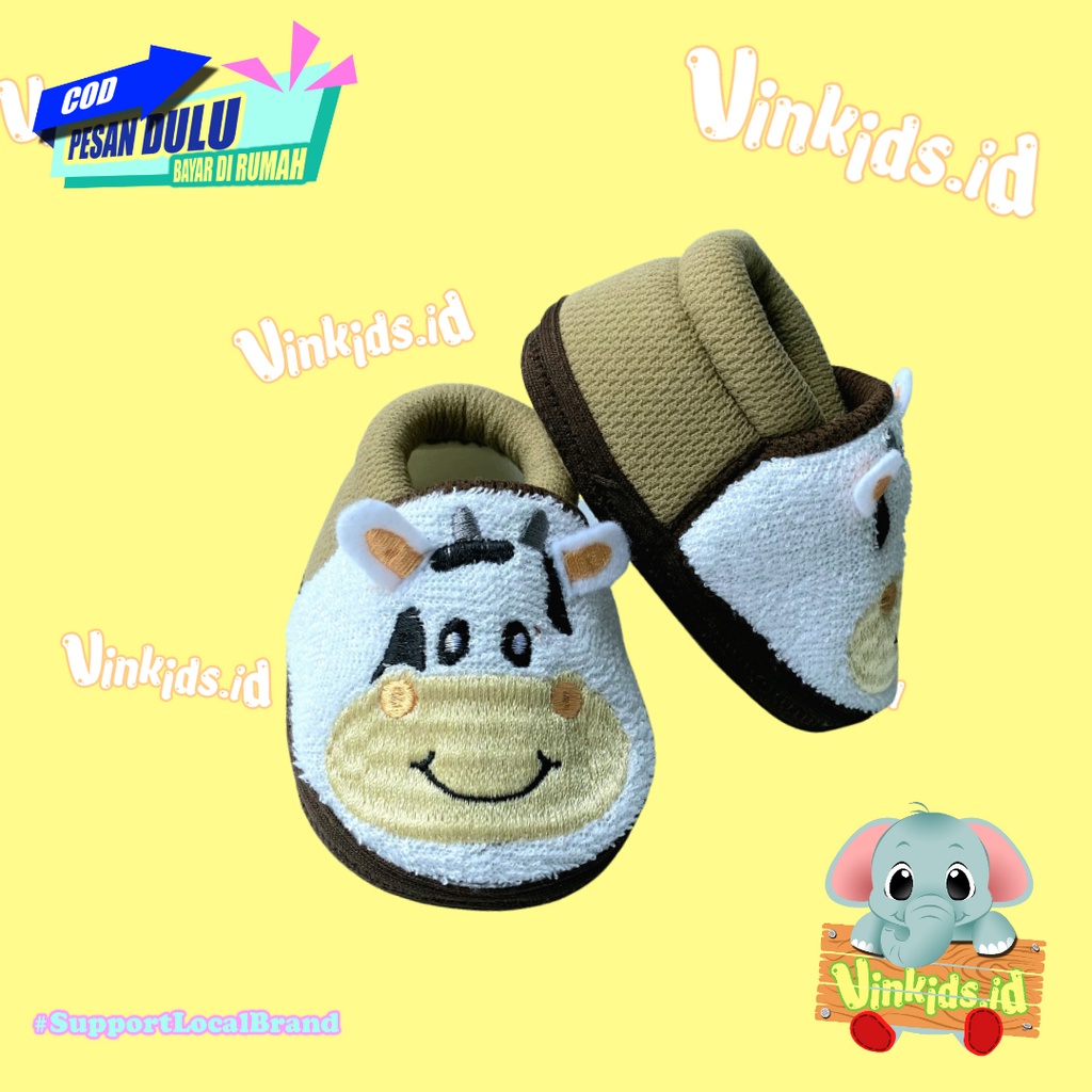 Sepatu Bayi Karakter / Sepatu Bayi Kekinian / Sepatu Bayi nyaman / Baby Shoes / Sepatu Bayi Motif Cow Putih Hitam