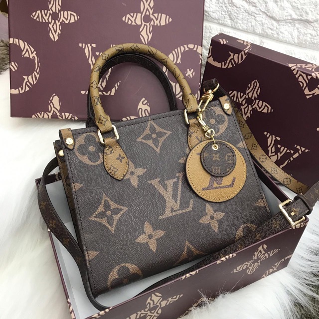 Tas Louis vuitton free box import semprem slempang wanita