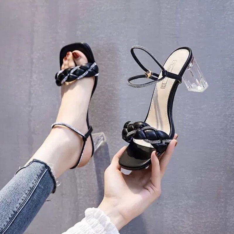 heels tali kepang hak kaca