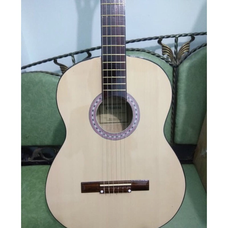 Gitar akustik klasik YAMAHA nilon custom MURAH