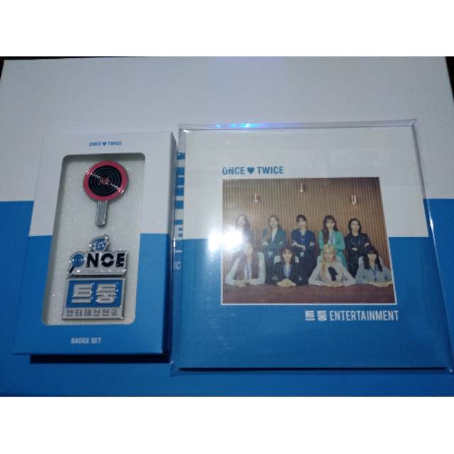 TWICE OFFICIAL BADGE SET DAN BLANK NOTE ONCE 3RD GEN