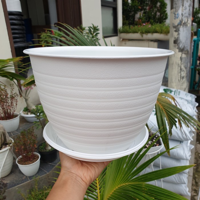 (1 set) POT BUNGA ST TAWON UK 24cm + TATAKAN pot bunga bagus pot tawon murah cantik