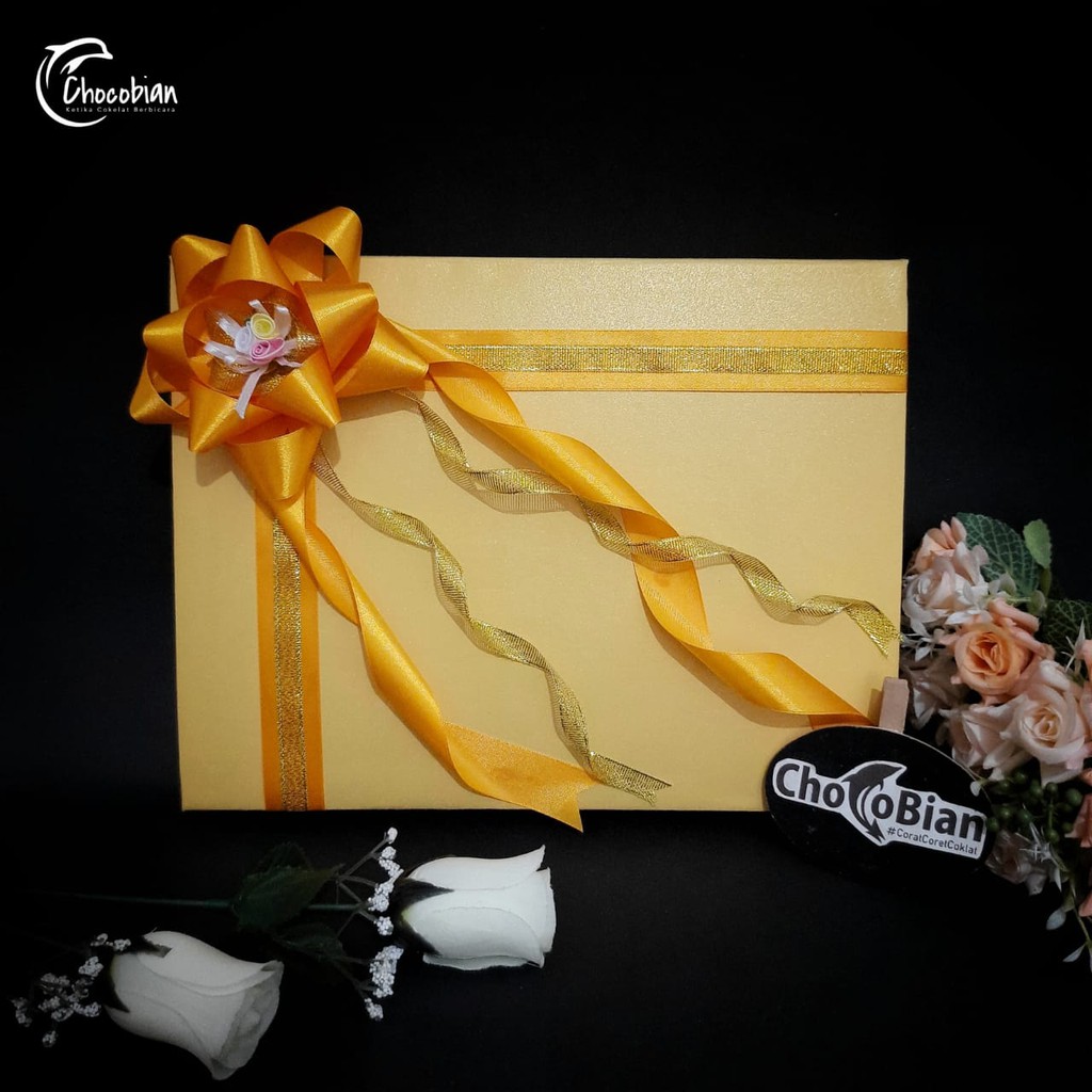 

Chocobian Tambahan Box Ekslusif Untuk Cokelat Praline Custom